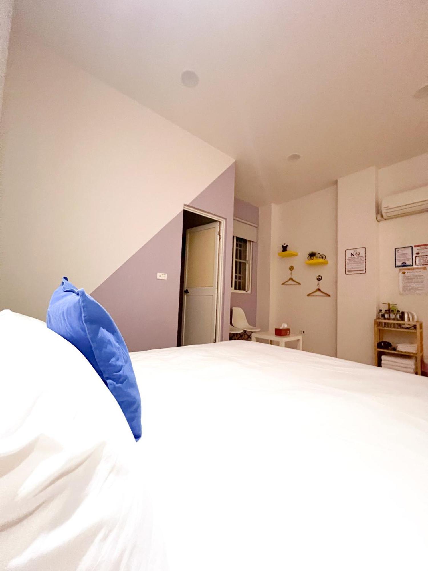 Zhuji Hostel Donggang Exterior photo